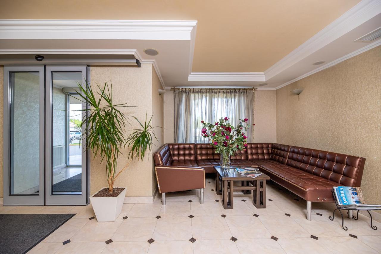 Sonata Hotel & Restaurant "Готель Соната" Λβιβ Εξωτερικό φωτογραφία