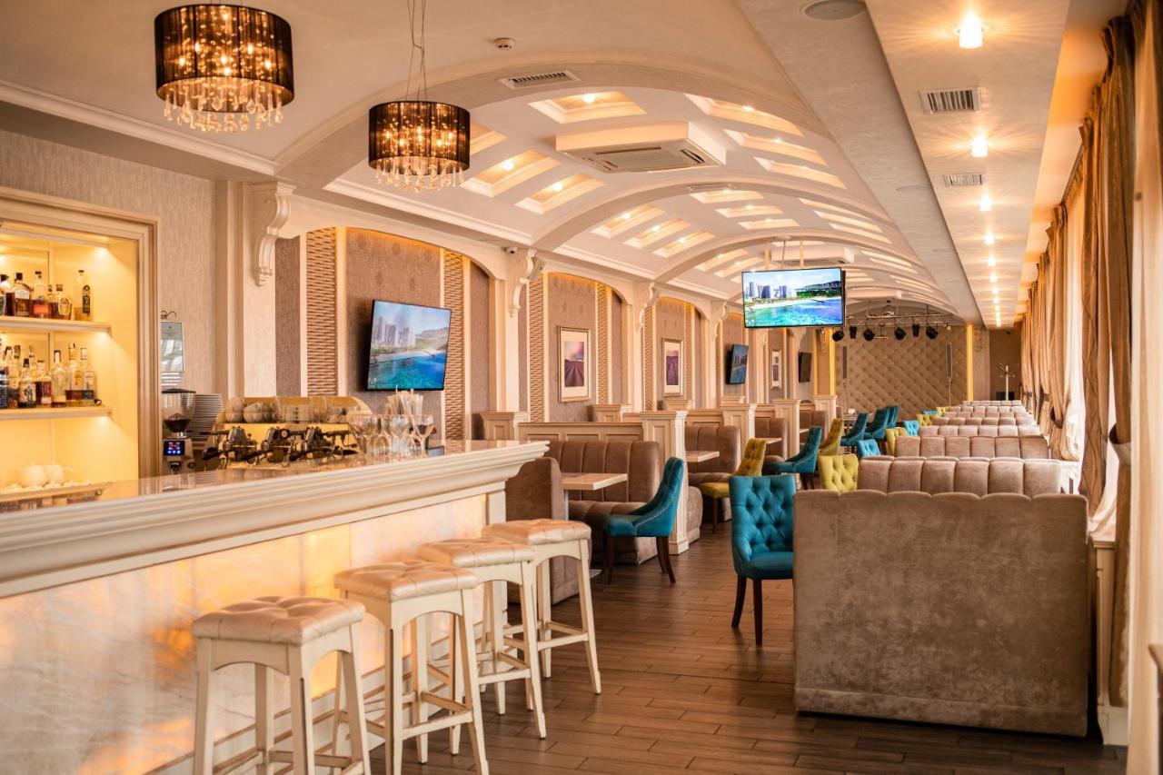 Sonata Hotel & Restaurant "Готель Соната" Λβιβ Εξωτερικό φωτογραφία
